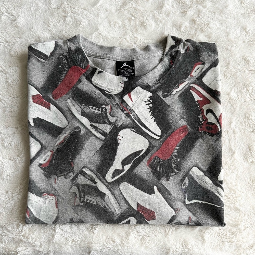 Vintage Nike Air Jordan Shirt Tee Mens Large Gray Sneaker AOP Jumpman Streetwear